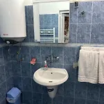 Leisure In A Flower Sea Apartment, Lazur 부르가스