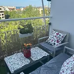 Leisure In A Flower Sea Apartment, Lazur 아파트 *