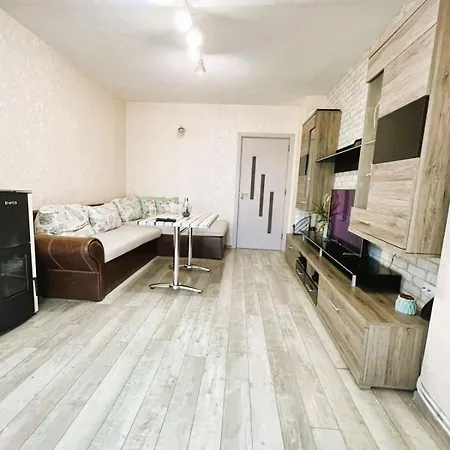 Leisure In A Flower Sea Apartment, Lazur Апартамент Бургас