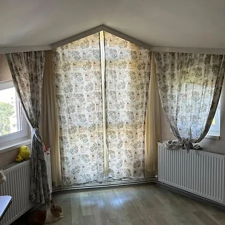 Apartment Leisure In A Flower Sea Apartment, Lazur *